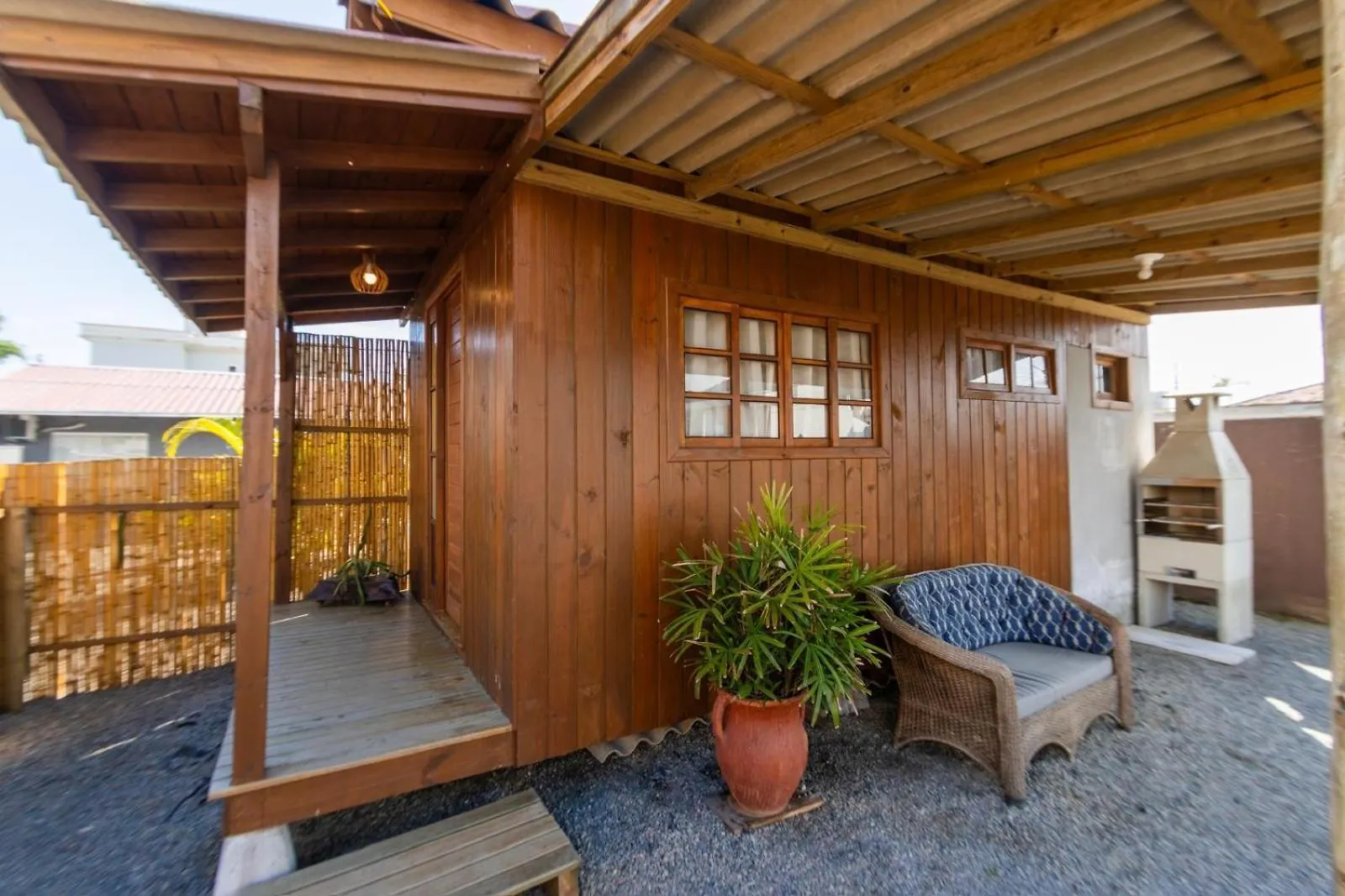 Chillhaus Villa Picarras Brazil